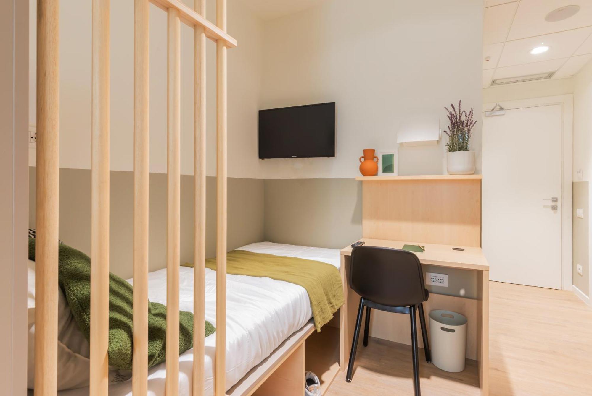 Well-Located Campus Rooms Near City Park Milano Ngoại thất bức ảnh