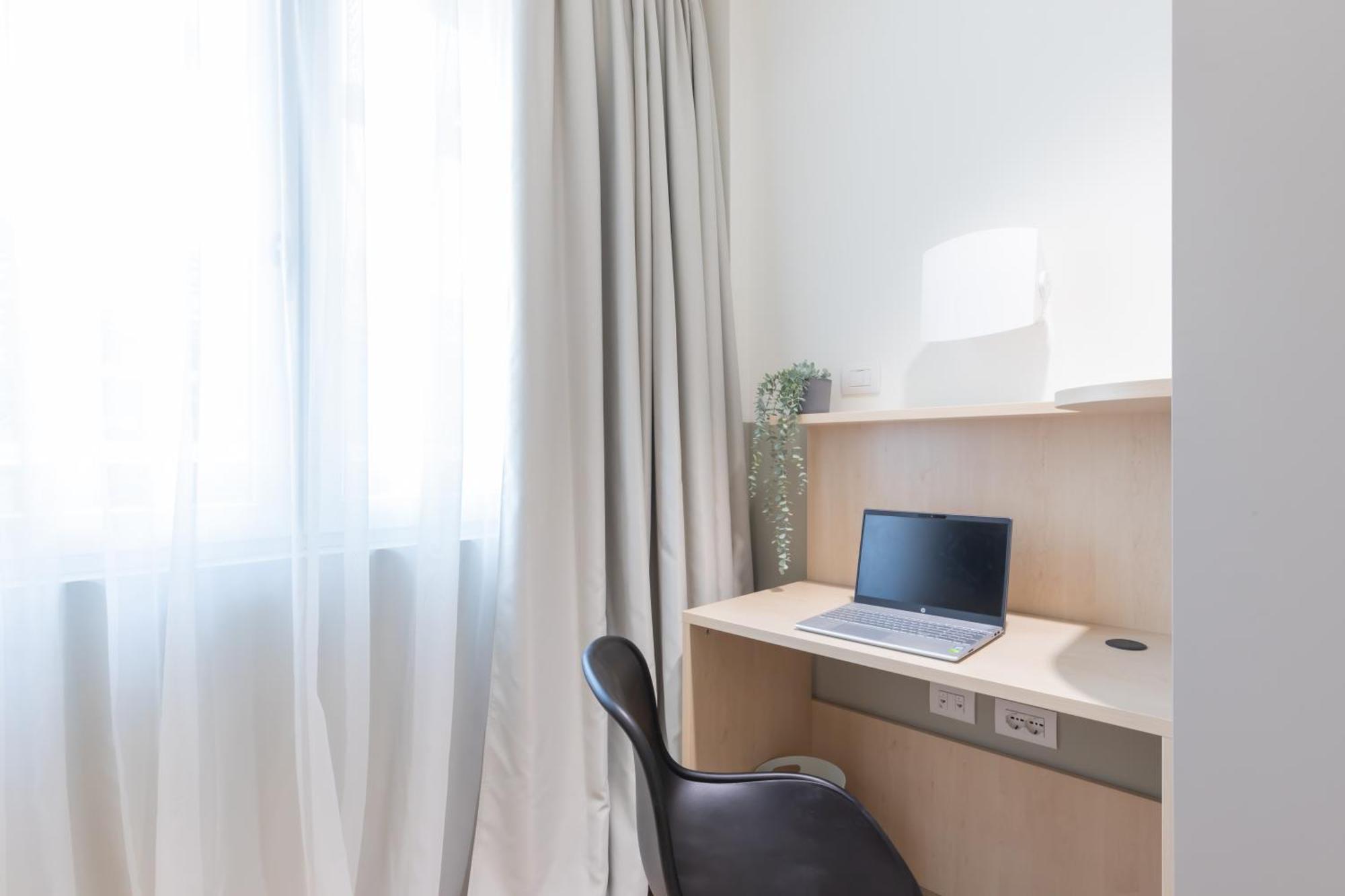 Well-Located Campus Rooms Near City Park Milano Ngoại thất bức ảnh